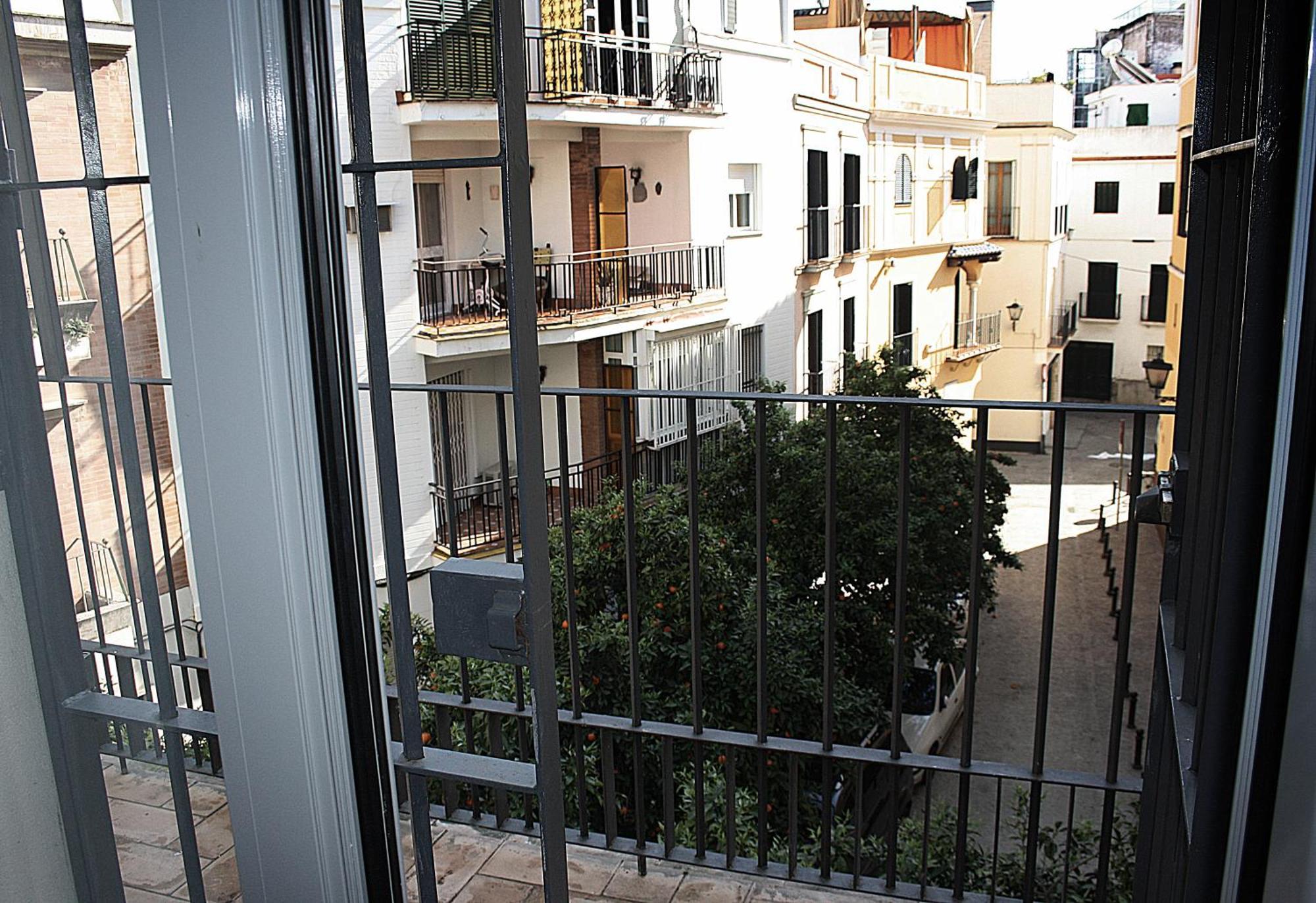 Apartamentos Turisticos La Encarnacion Siviglia Esterno foto