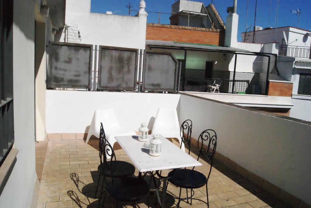Apartamentos Turisticos La Encarnacion Siviglia Esterno foto