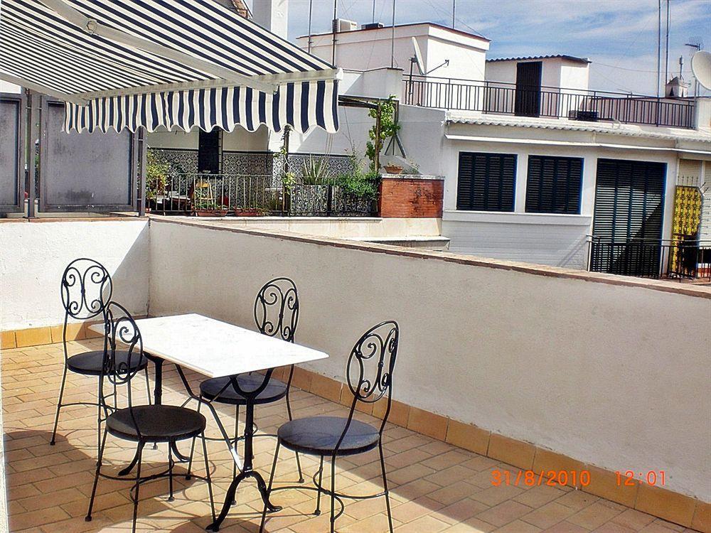 Apartamentos Turisticos La Encarnacion Siviglia Esterno foto