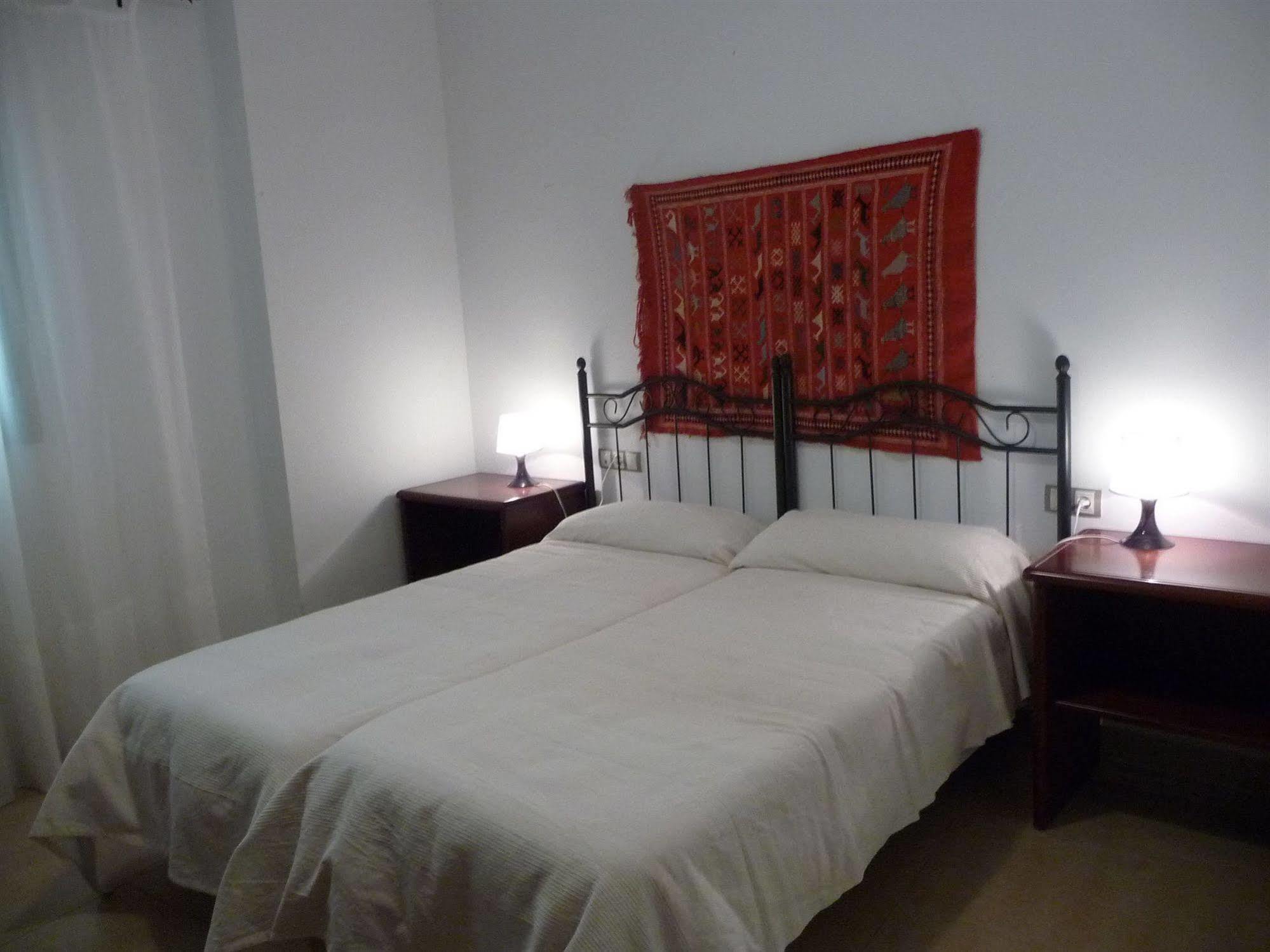 Apartamentos Turisticos La Encarnacion Siviglia Esterno foto